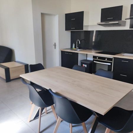 Appartement Dans Partie De Mas En Camargue Arles Zewnętrze zdjęcie