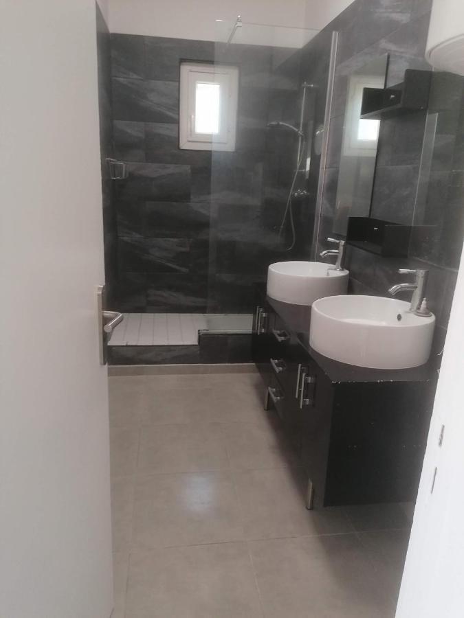 Appartement Dans Partie De Mas En Camargue Arles Zewnętrze zdjęcie